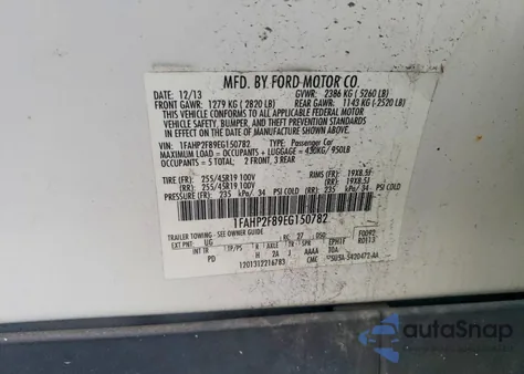 2014 Ford Taurus Limited z USA, uszkodzony, nr VIN 1FAHP2F89EG150782